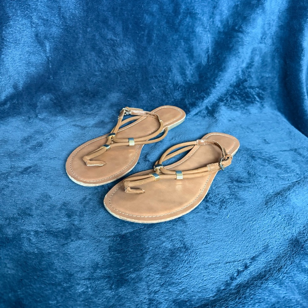 American Eagle By Payless Tan Sandals Thong Style